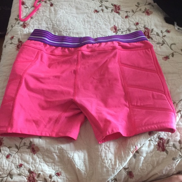 Under armor sliding shorts - Picture 4 of 4